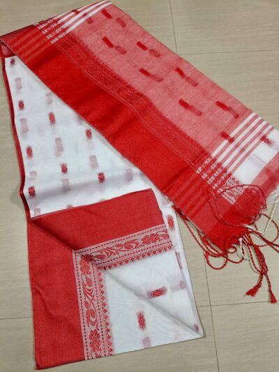 Handloom saree with blouse piece